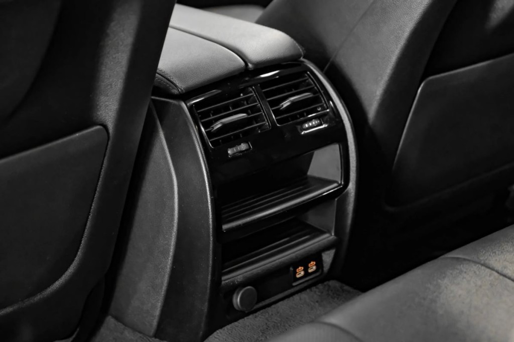 2021 BMW 5 Series Image 49