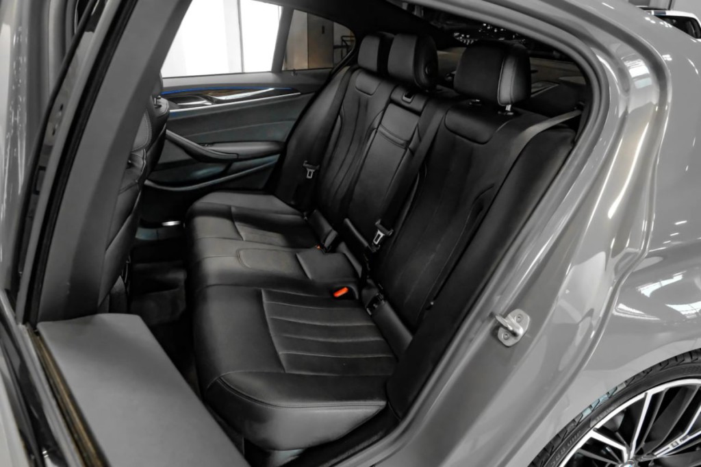 2021 BMW 5 Series Image 51