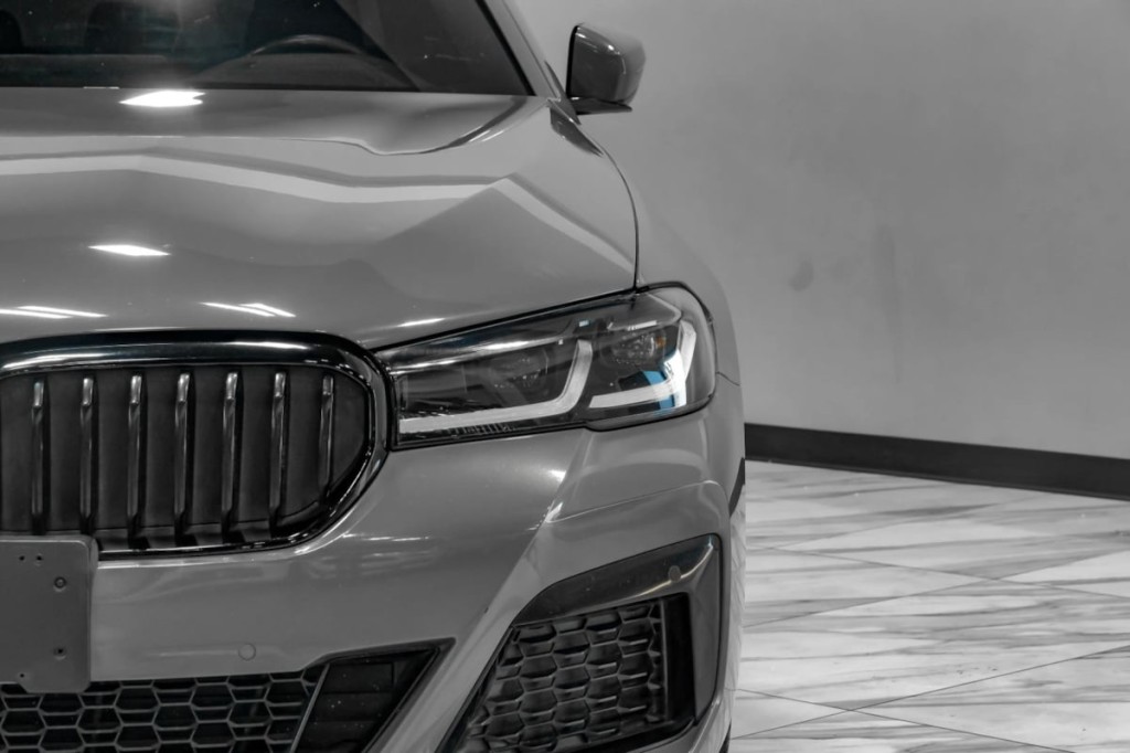 2021 BMW 5 Series Image 62