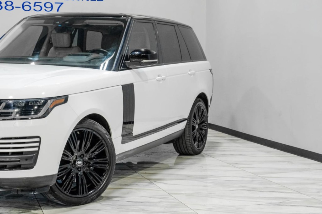 2020 Land Rover Range Rover Image 8