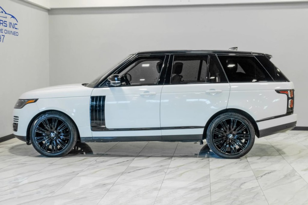 2020 Land Rover Range Rover Image 17