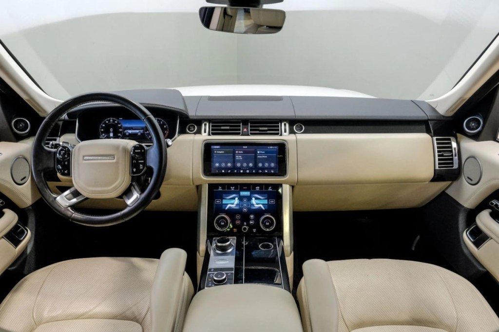 2020 Land Rover Range Rover Image 21