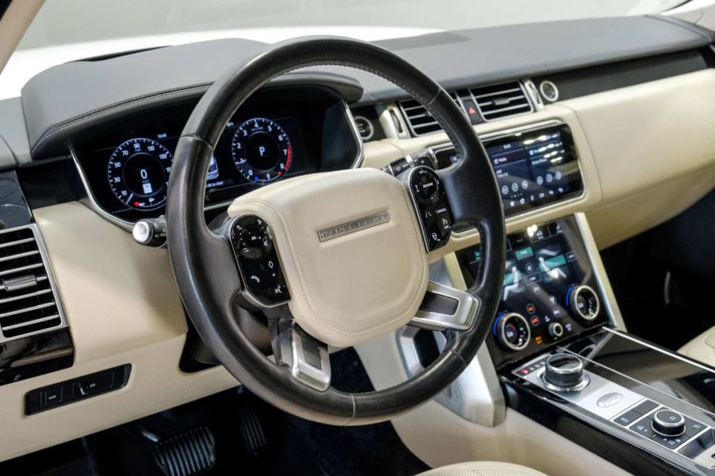 2020 Land Rover Range Rover Image 23