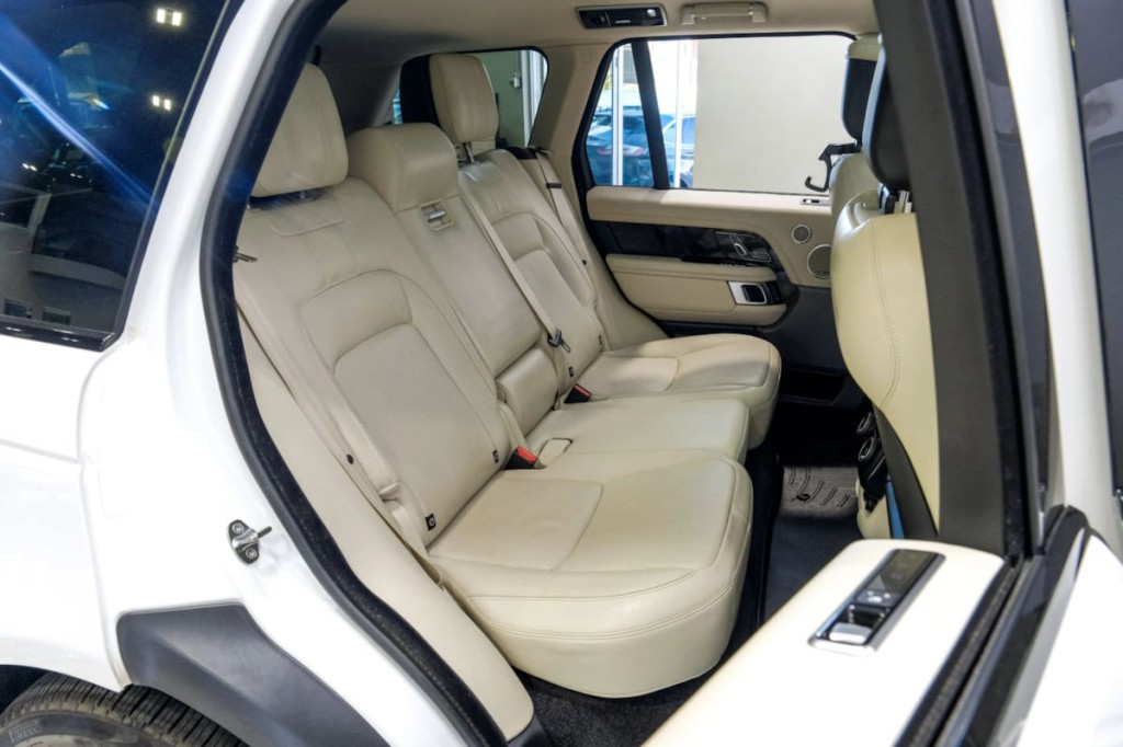 2020 Land Rover Range Rover Image 45