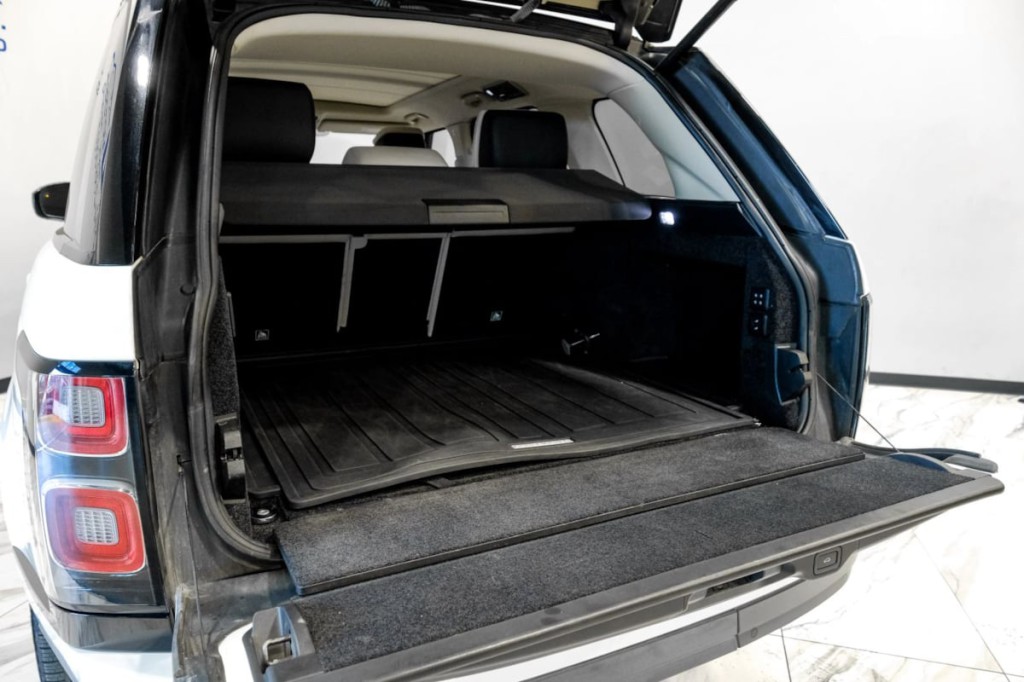 2020 Land Rover Range Rover Image 69