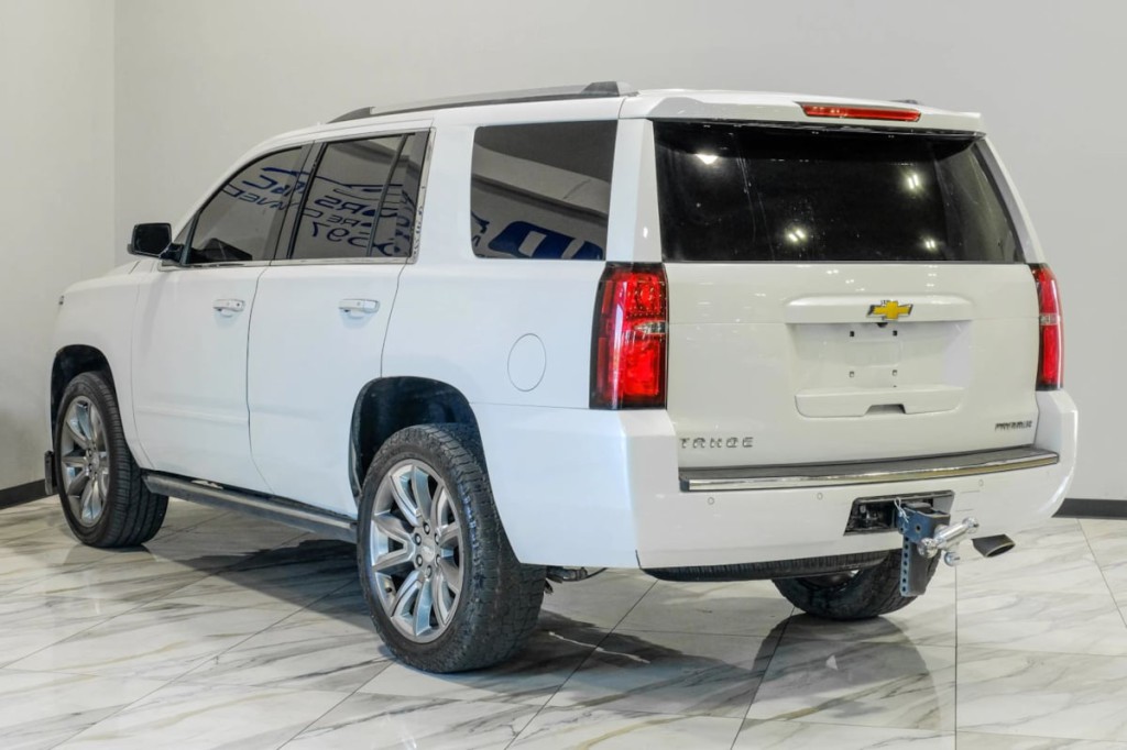 2019 Chevrolet Tahoe Image 16