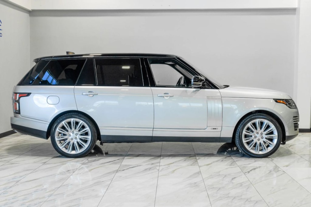 2018 Land Rover Range Rover Image 9