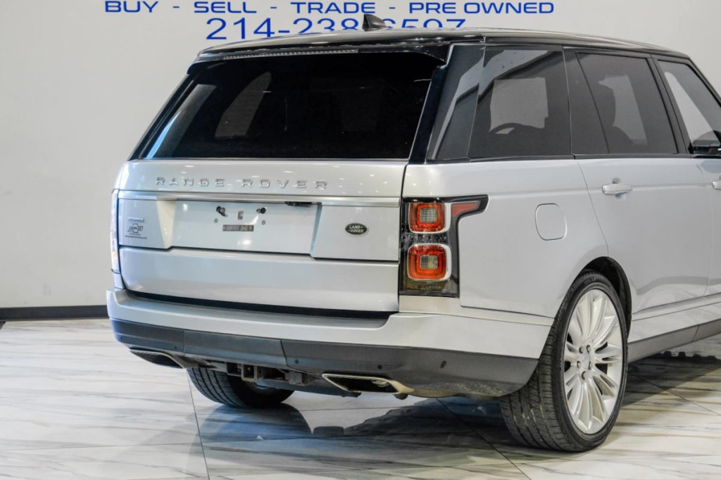 2018 Land Rover Range Rover Image 11