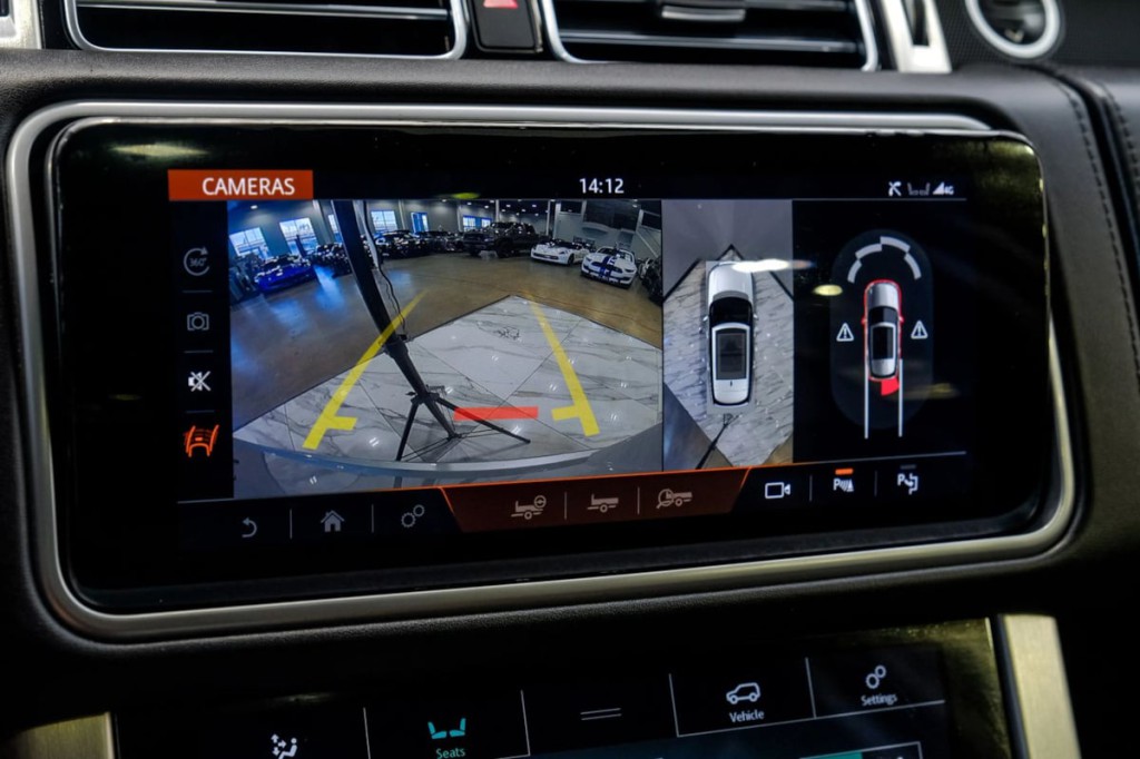 2018 Land Rover Range Rover Image 28