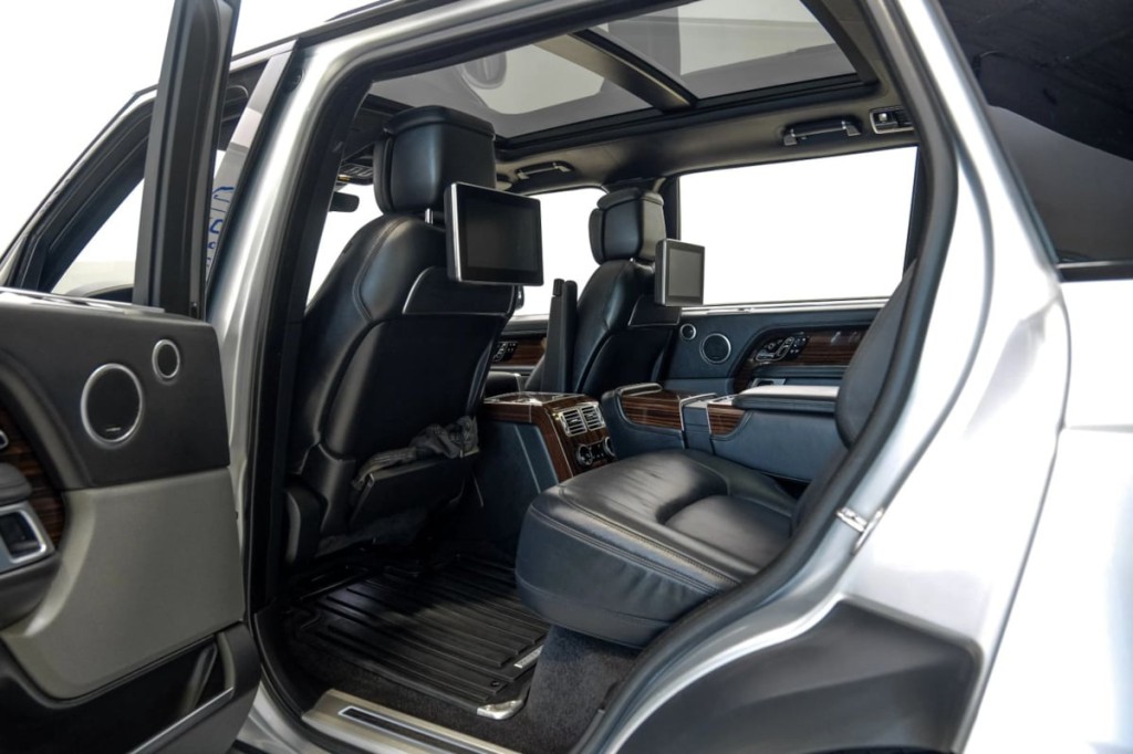 2018 Land Rover Range Rover Image 48
