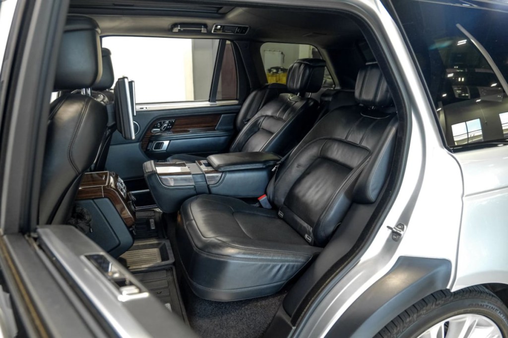 2018 Land Rover Range Rover Image 49
