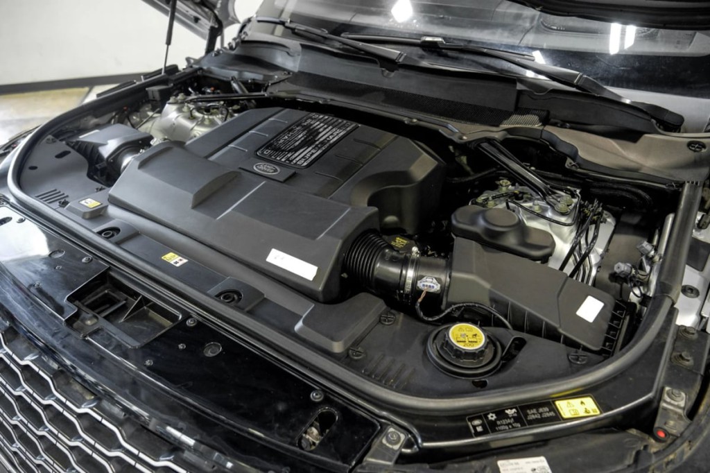 2018 Land Rover Range Rover Image 62