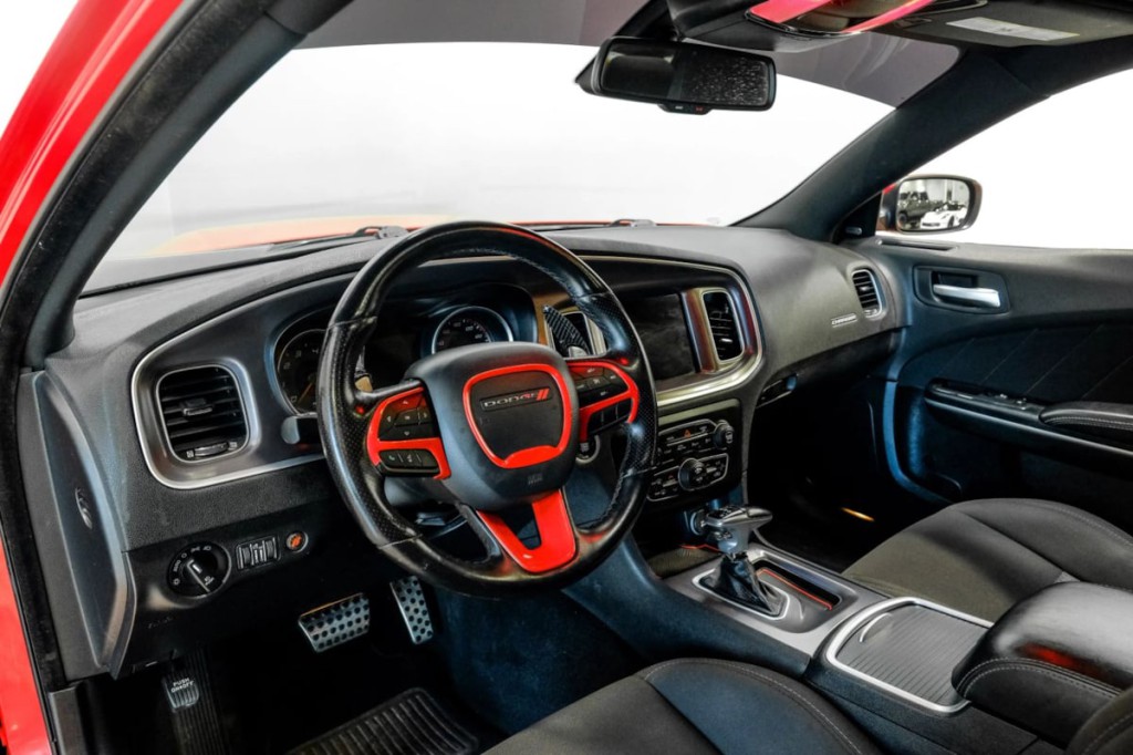 2020 Dodge Charger Image 4
