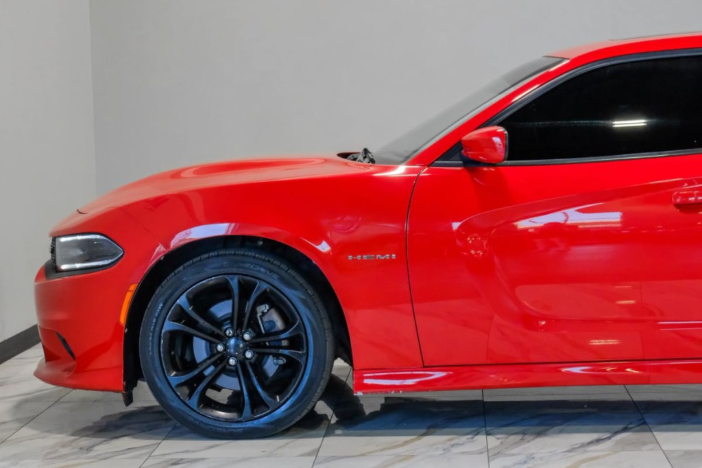 2020 Dodge Charger Image 18