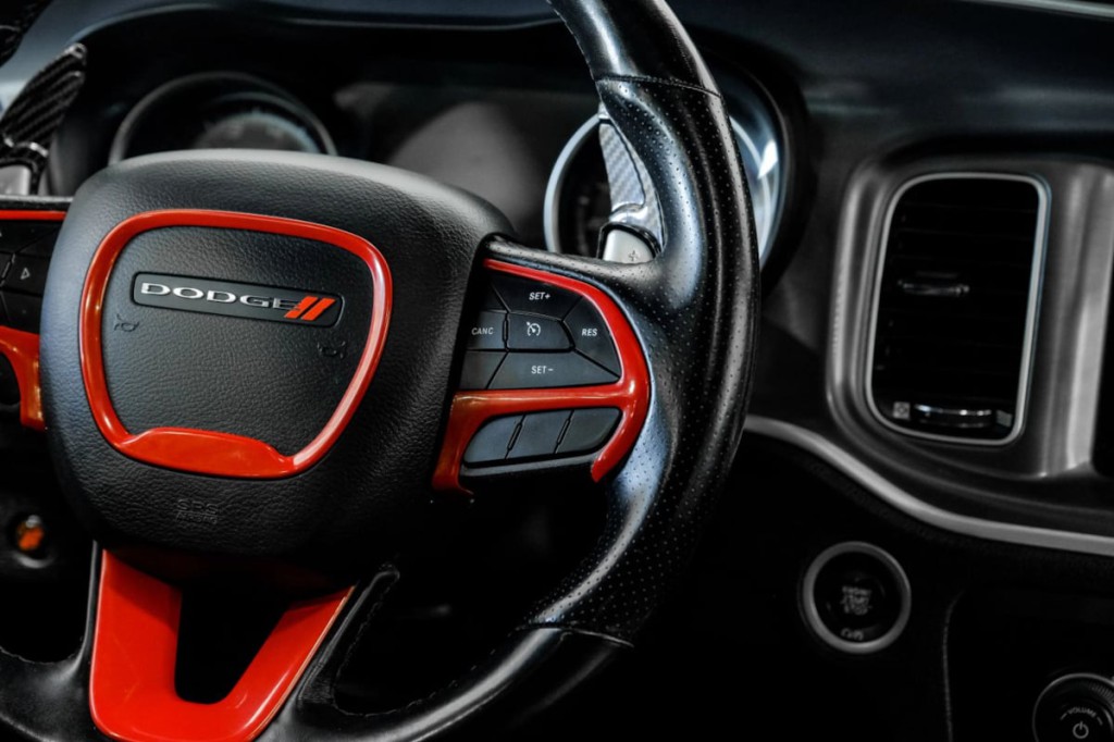 2020 Dodge Charger Image 25