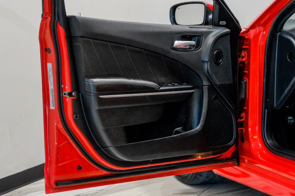 2020 Dodge Charger Image 55