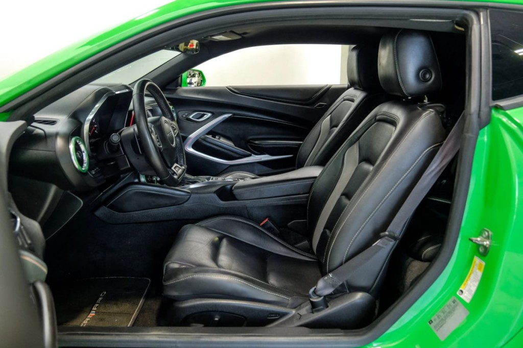 2017 Chevrolet Camaro Image 5