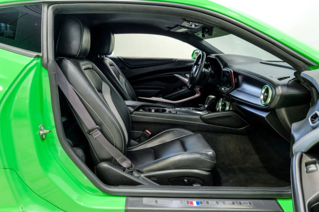 2017 Chevrolet Camaro Image 42