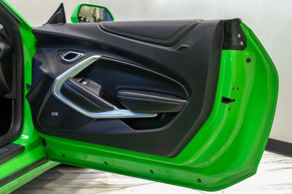 2017 Chevrolet Camaro Image 53