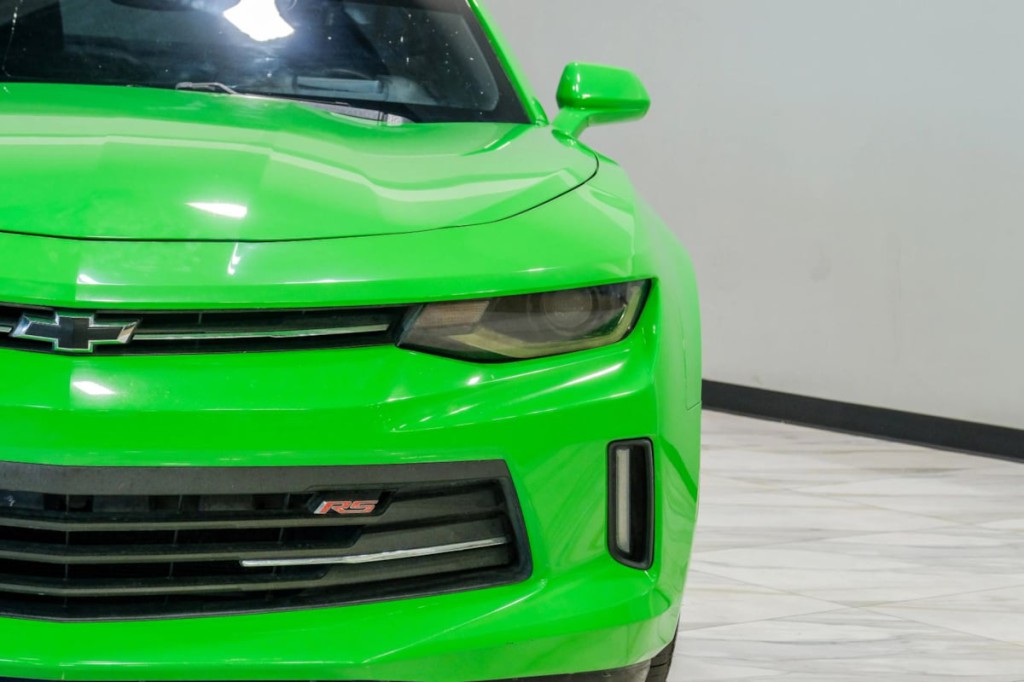 2017 Chevrolet Camaro Image 54
