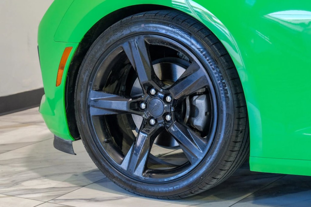 2017 Chevrolet Camaro Image 63