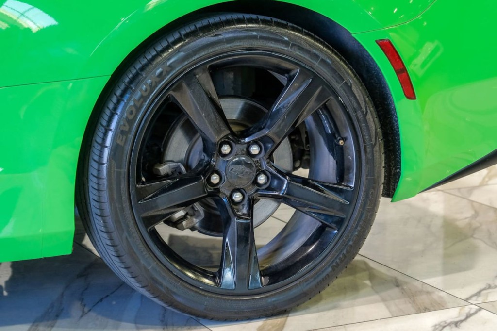 2017 Chevrolet Camaro Image 64