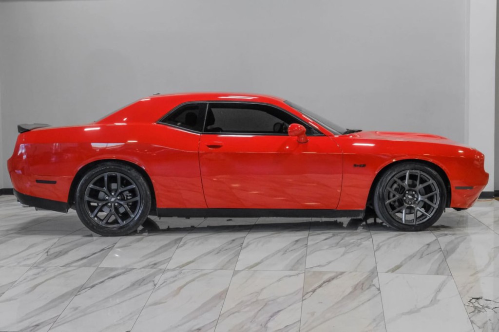 2023 Dodge Challenger Image 10