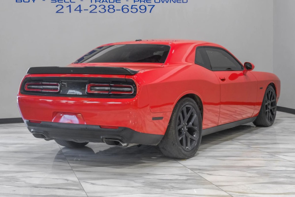 2023 Dodge Challenger Image 11
