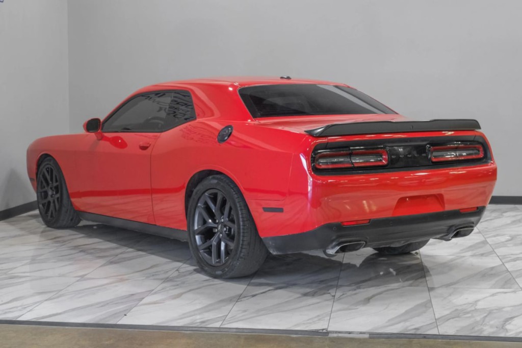 2023 Dodge Challenger Image 15