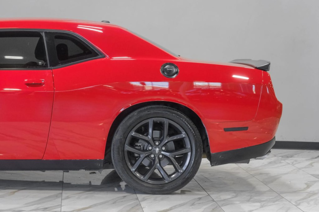 2023 Dodge Challenger Image 18