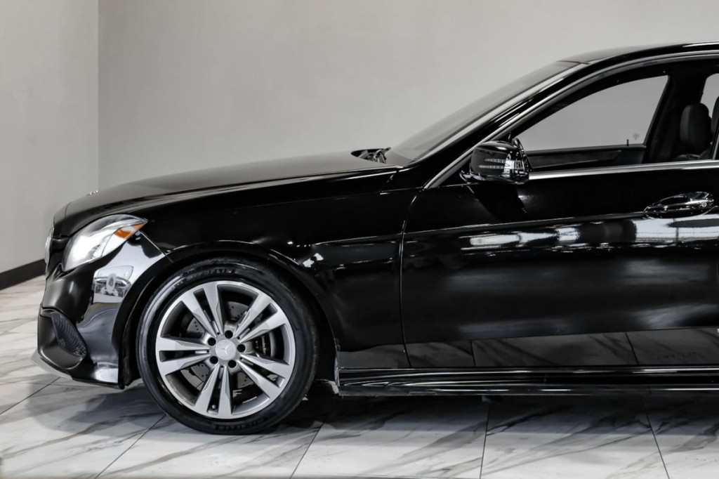2014 Mercedes-Benz E-Class Image 16