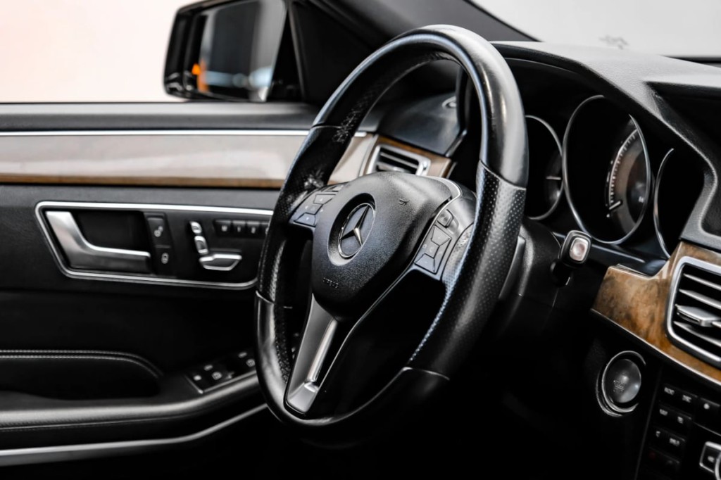2014 Mercedes-Benz E-Class Image 20