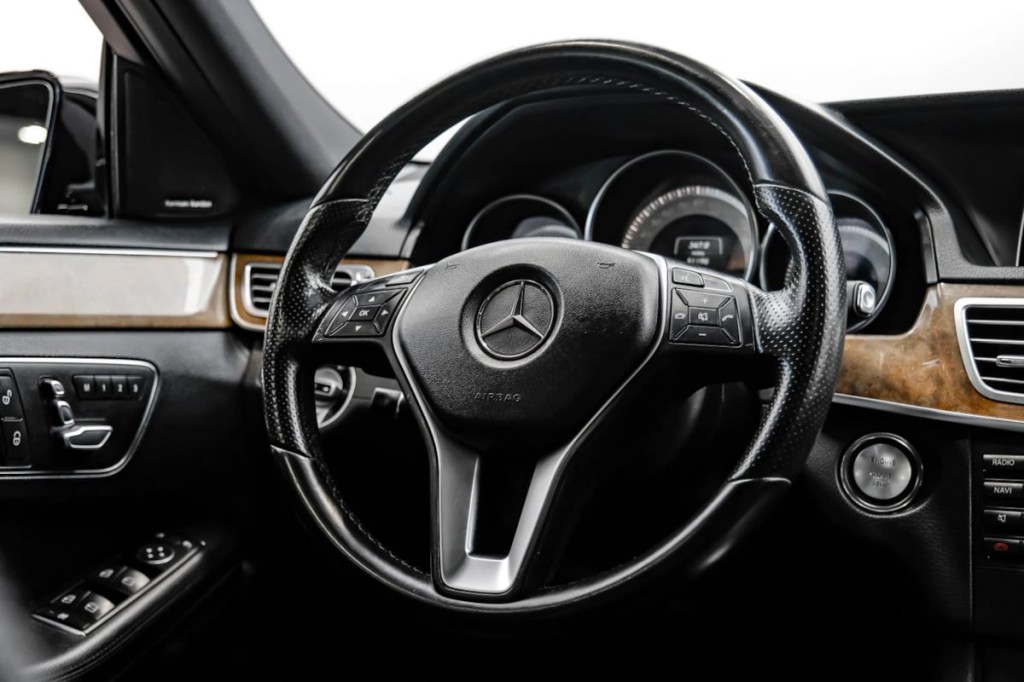 2014 Mercedes-Benz E-Class Image 22