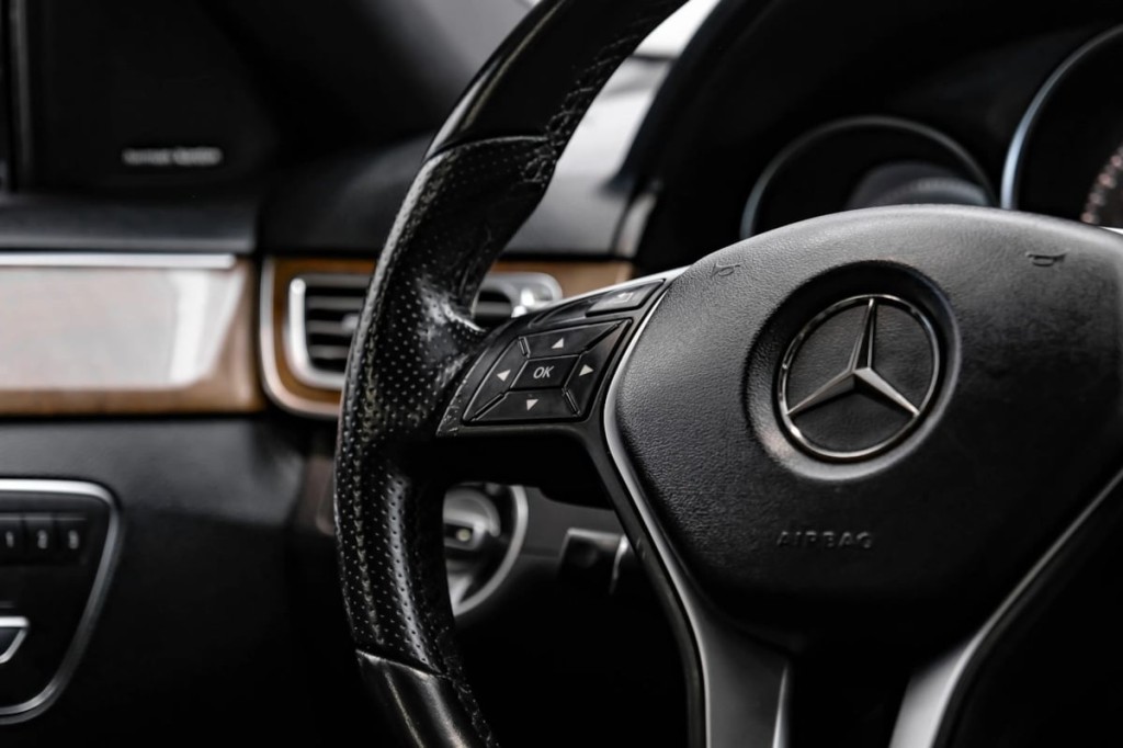 2014 Mercedes-Benz E-Class Image 23