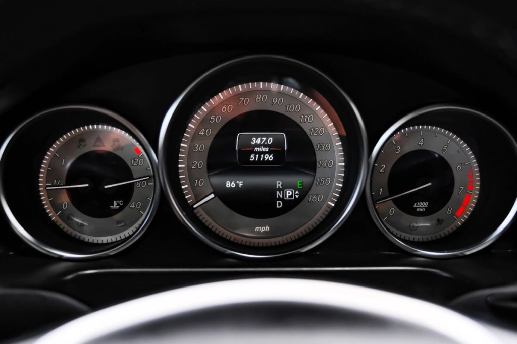 2014 Mercedes-Benz E-Class Image 25