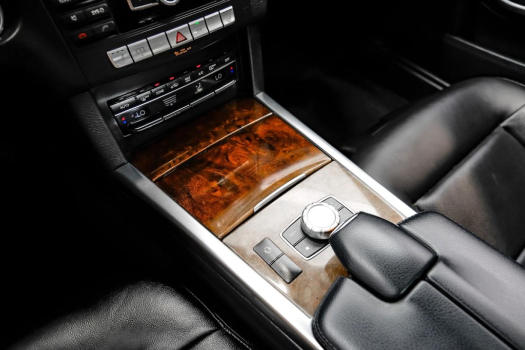 2014 Mercedes-Benz E-Class Image 32