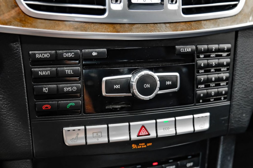 2014 Mercedes-Benz E-Class Image 36