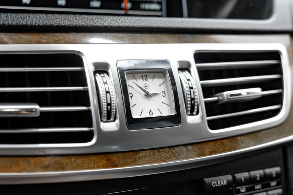2014 Mercedes-Benz E-Class Image 39
