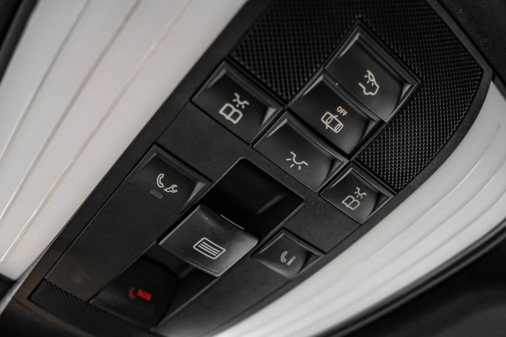 2014 Mercedes-Benz E-Class Image 45