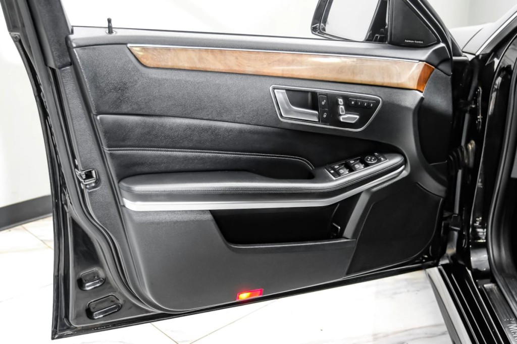 2014 Mercedes-Benz E-Class Image 56