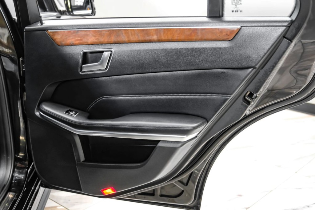 2014 Mercedes-Benz E-Class Image 62
