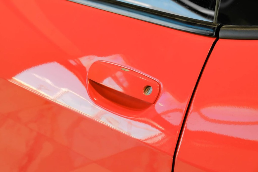 2016 Dodge Challenger Image 45