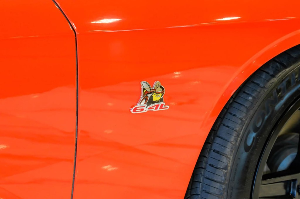 2016 Dodge Challenger Image 52