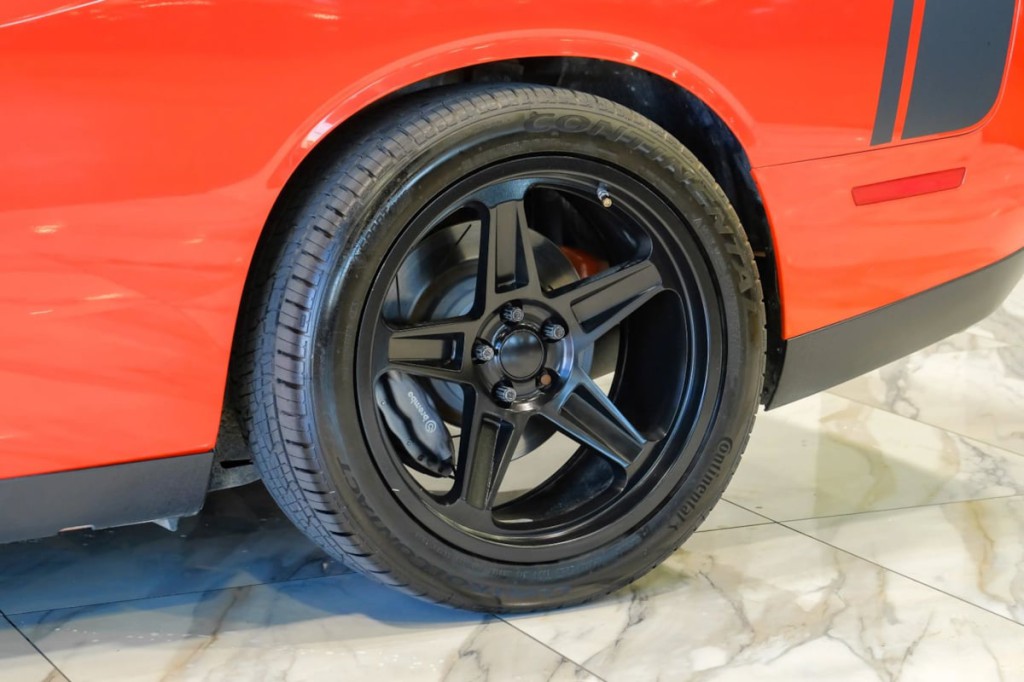 2016 Dodge Challenger Image 63