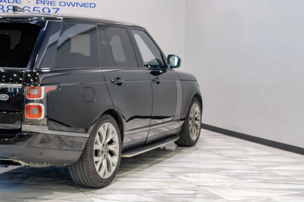 2018 Land Rover Range Rover Image 14
