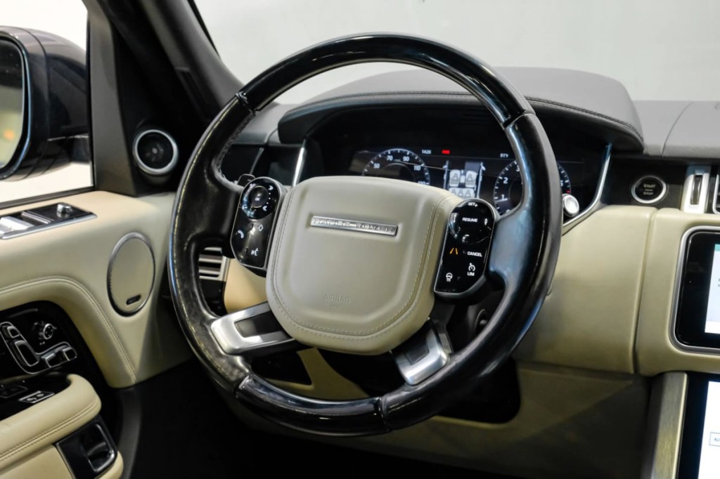 2018 Land Rover Range Rover Image 24