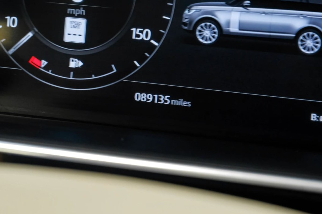 2018 Land Rover Range Rover Image 28
