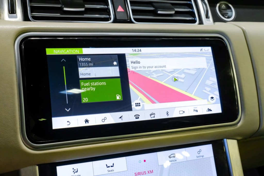 2018 Land Rover Range Rover Image 30