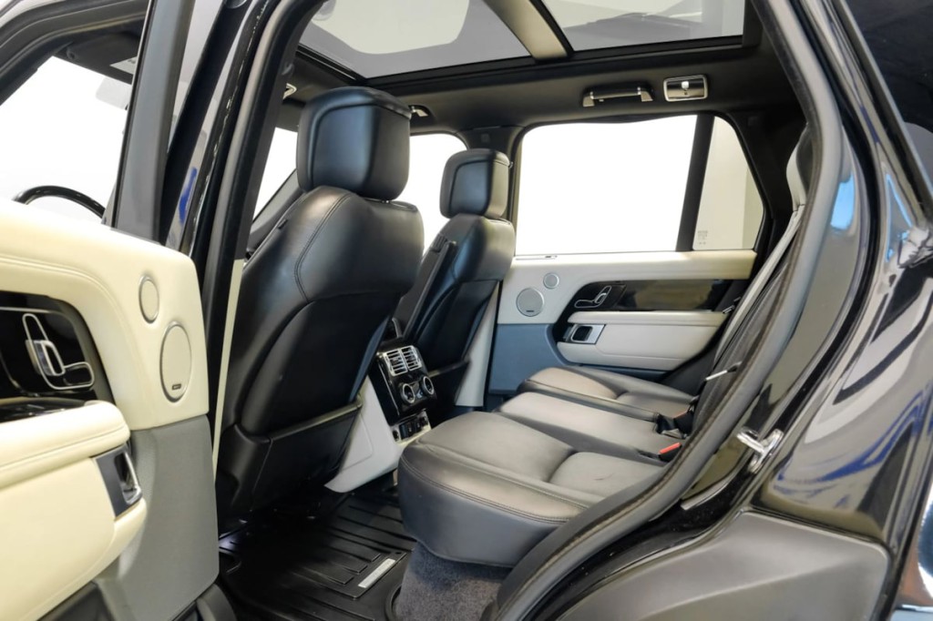 2018 Land Rover Range Rover Image 48