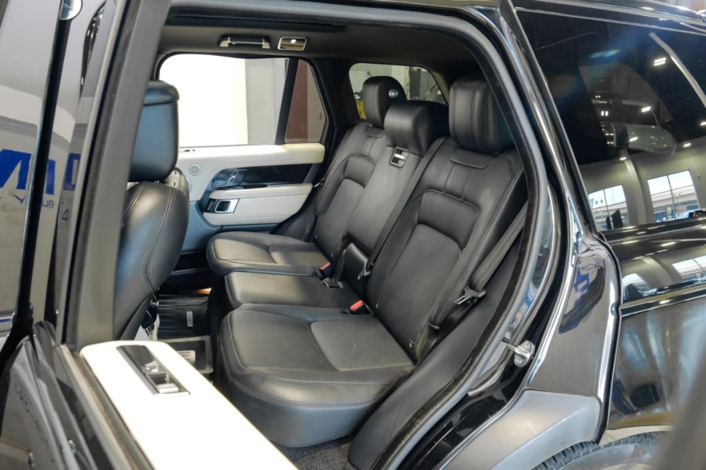 2018 Land Rover Range Rover Image 49